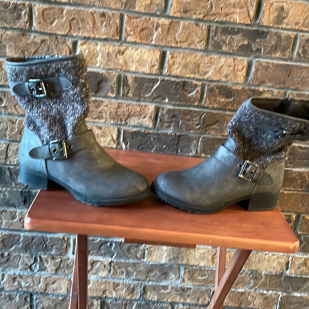 Skechers Boots Wore Once